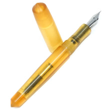 Load image into Gallery viewer, Ultem Spreadbury Matte Loft Bespoke Fountain Pen JoWo/Bock #6